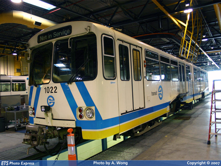 File:Edmonton Transit System 1022-a.jpg