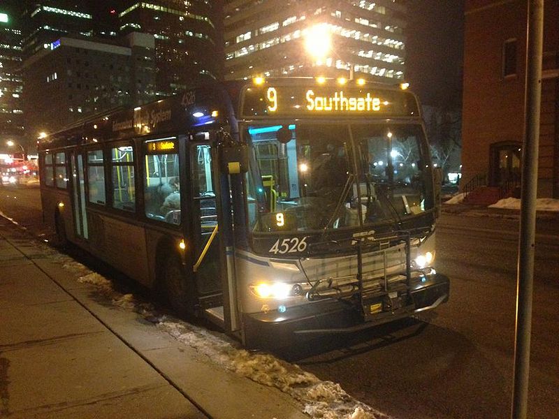 File:Edmonton Transit System 4526-a.jpg