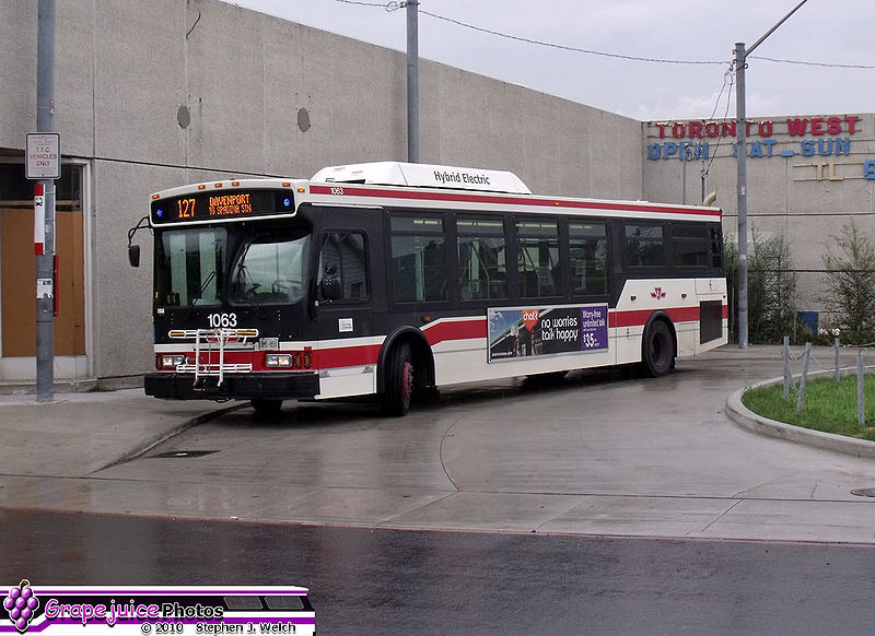 File:Toronto Transit Commission 1063-a.jpg