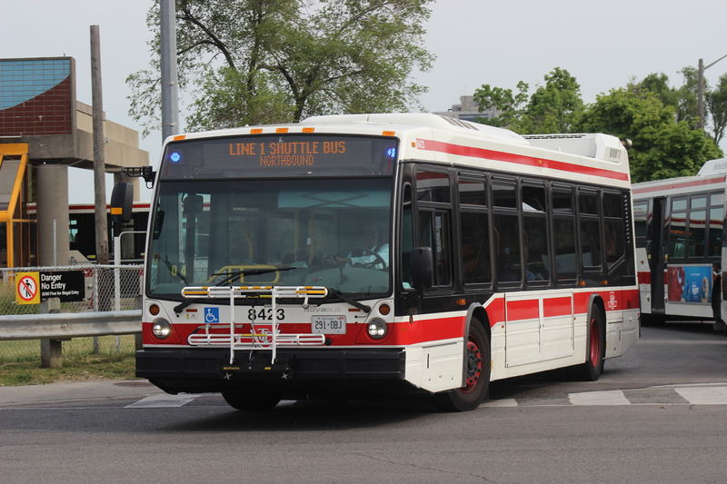 File:Toronto Transit Commission 8423-a.jpg