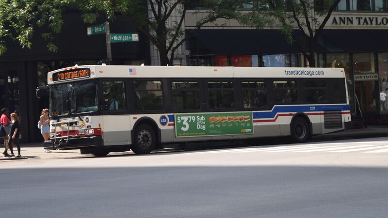 File:Chicago Transit Authority 1371-a.jpeg
