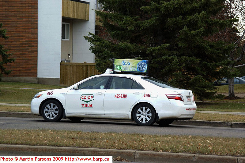 File:Alberta Co-Op Taxi Line 465.jpg