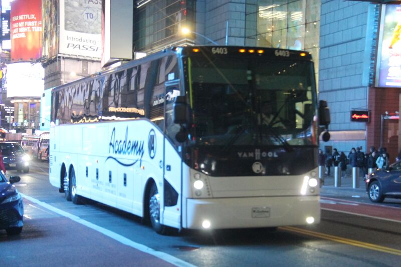 File:Academy Bus Lines 6403-a.jpg