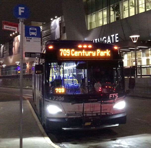 File:Edmonton Transit Service 7206-a.jpg